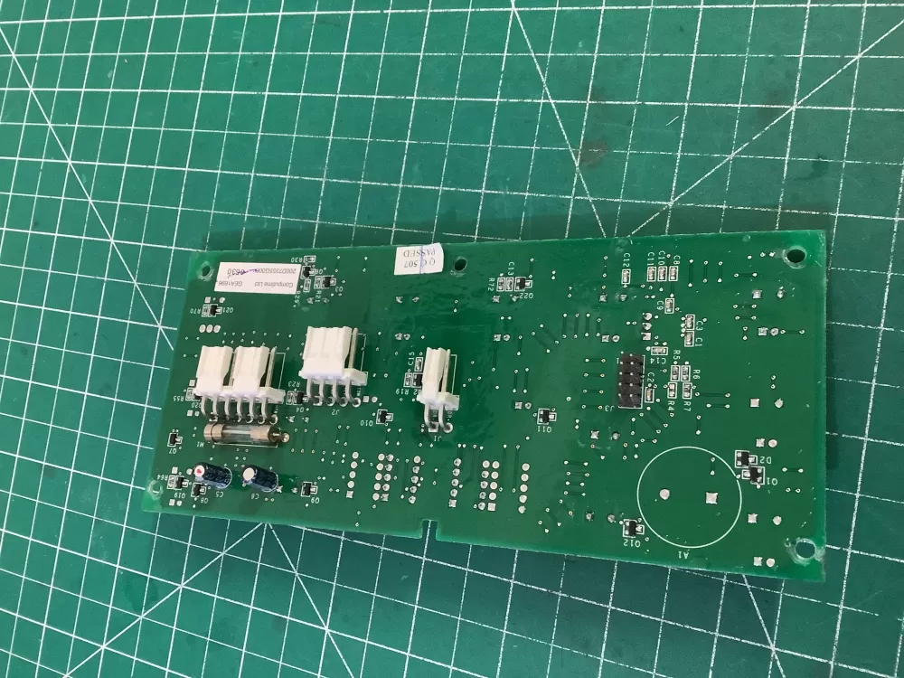 GE Hotpoint 200D7355G006 Refrigerator Control Board Dispenser AZ204156 | NR334