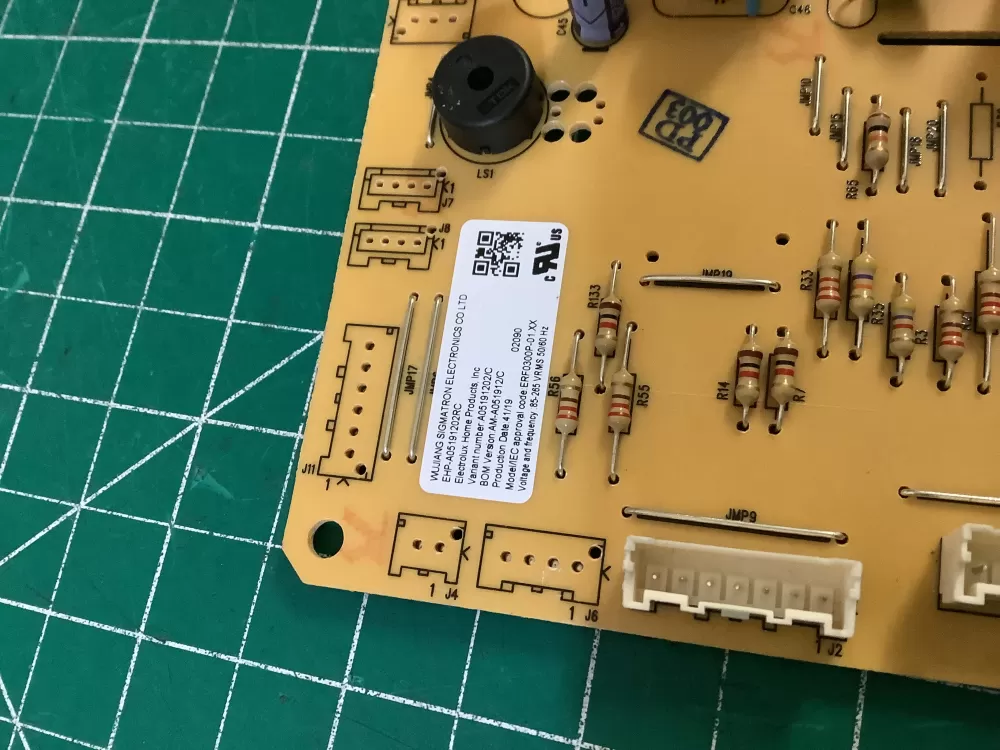 Frigidaire Refrigerator A05191202 Control Board AZ189520 | NR2454