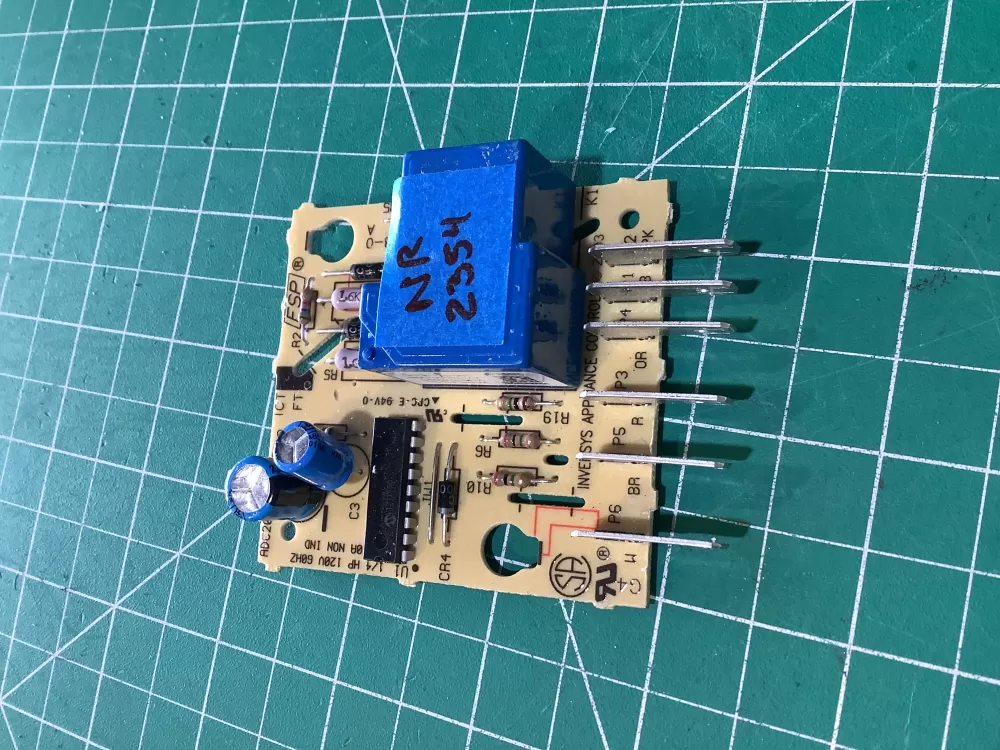 Whirlpool W10352689C Refrigerator Control Board AZ136276 | NR2354
