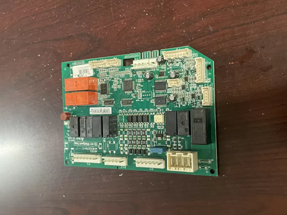 Whirlpool  Maytag  KitchenAid  Kenmore W10811364 W10843055 PS11730991 Refrigerator Control Board