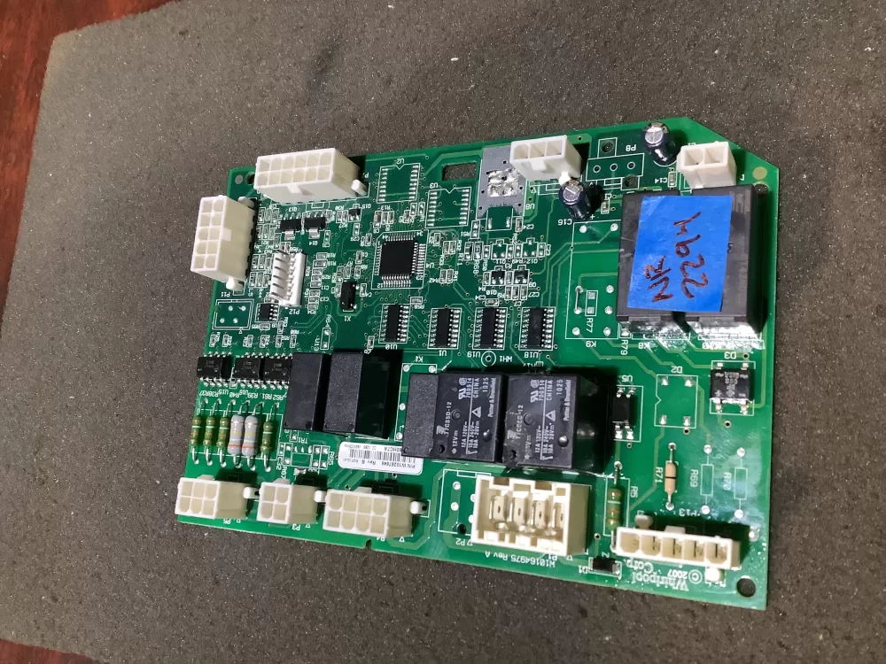 Whirlpool Maytag W10267646 Refrigerator Control Board AZ126868 | NR2294