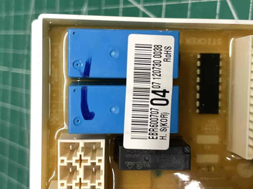 Kenmore LG EBR60070704 Refrigerator Control Board Dispenser AZ206086 | Wm2182