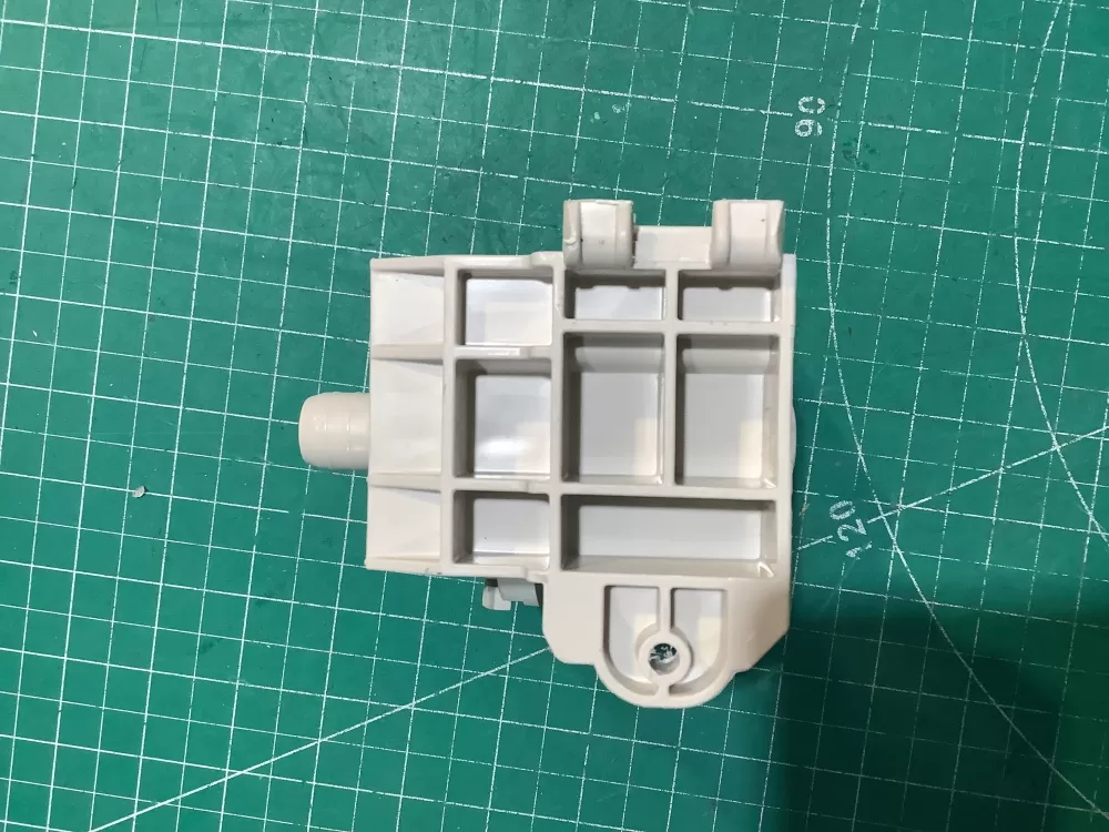 Electrolux 5304509040 5304514769 Washer Pump AZ230068 | SLA127