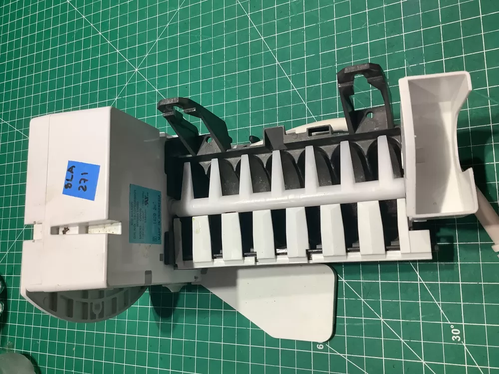 GE 197D7636G001 Wr30x10093 Refrigerator Ice Maker AZ142146 | SL271