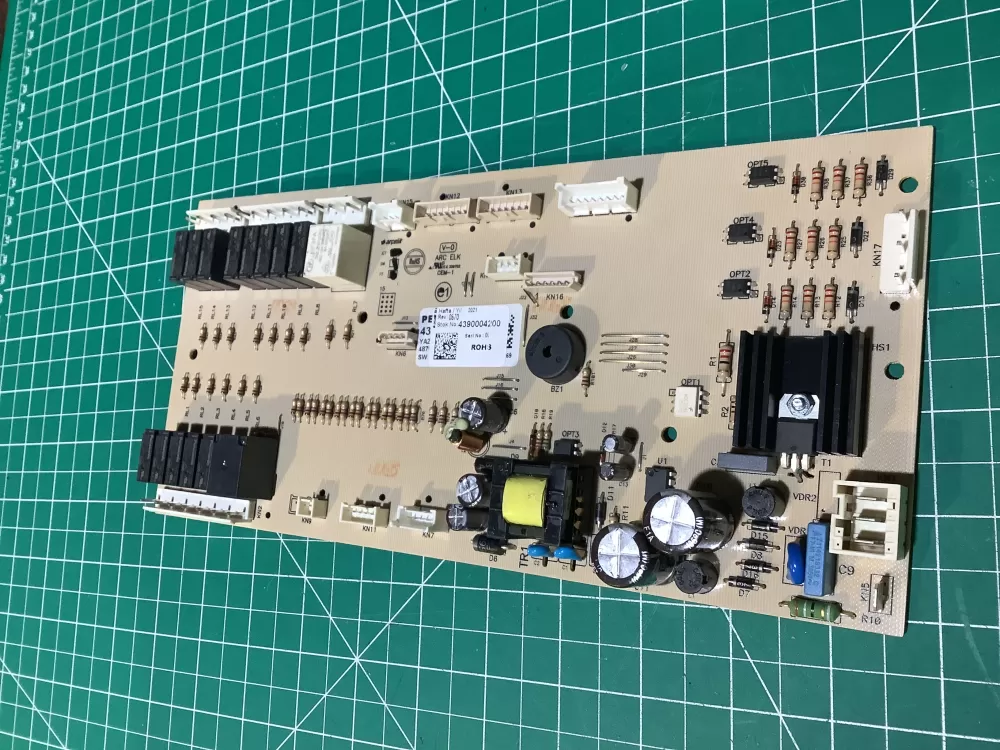 4390004200 Blomberg Board - Control