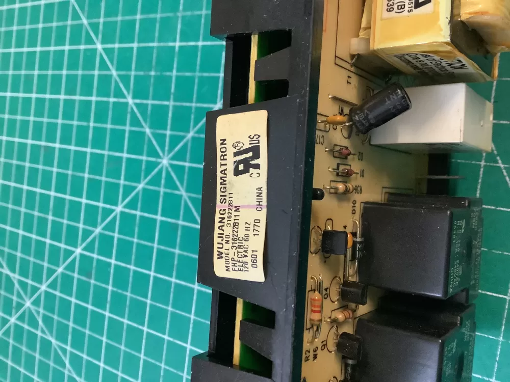 Frigidaire Oven Range Electronic Control Board 31622811 AZ215687 | NR299