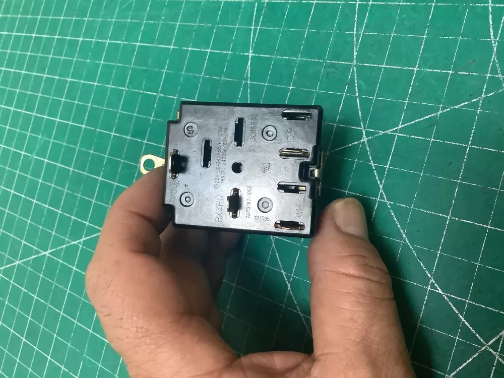 Whirlpool ASR3167-10SE Range Switch AZ224625 | SLA116