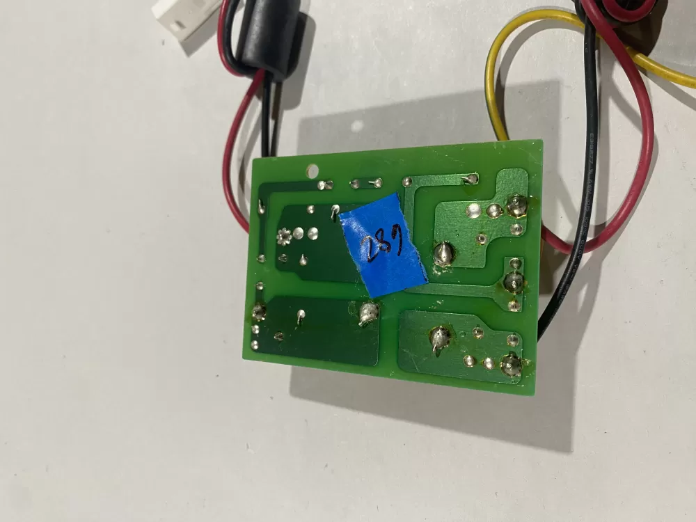 Samsung 00043D 00022B Refrigerator Control Board Noise Filter AZ185162 | BK682