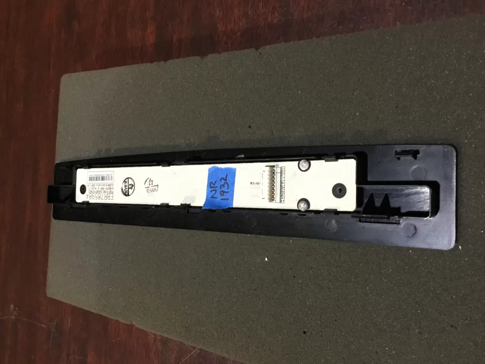 LG REFRIGERATOR CONTROL/DISPLAY BOARD PART # EBR78598402 AZ75530 | NR1932