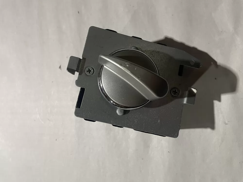 GE 212D1233P013 WE4M365 Dryer Timer AZ206383 | KM2622