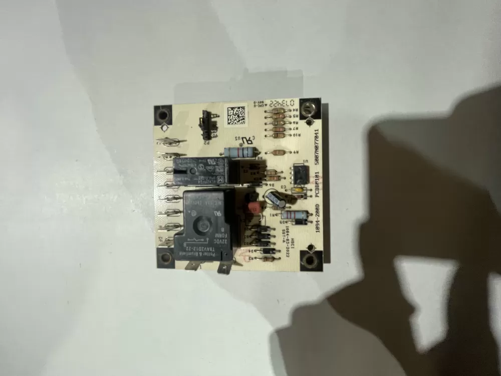 Goodman 1084-200D  PCBDM101  PCBDM101S  1084-83-2022 