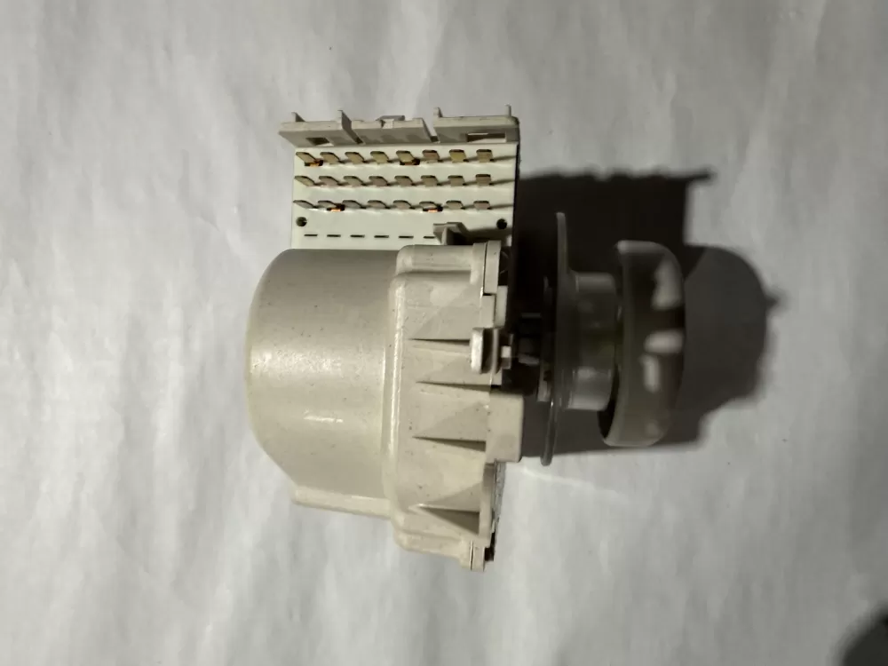 Whirlpool 3951702E Washer Timer Used AZ211739 | KM2581