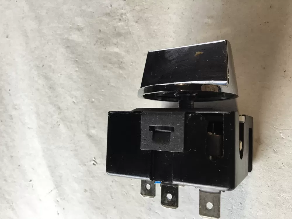 Frigidaire Range Burner Switch B13136767 AZ150300 | SL215