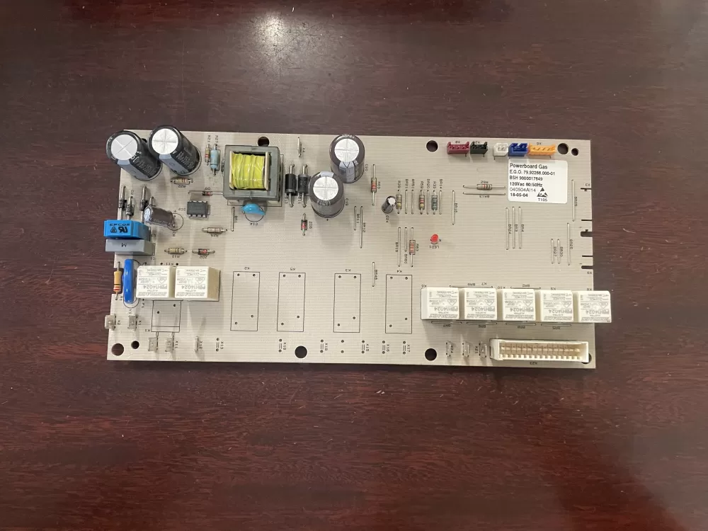 BOSCH 9000017649 OVEN RANGE CONTROL BOARD