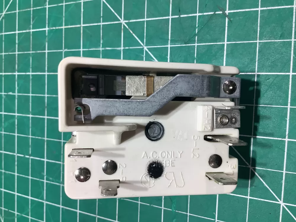 GE Hotpoint Wb24t10029 Range Switch Infinite AZ151469 | SL176