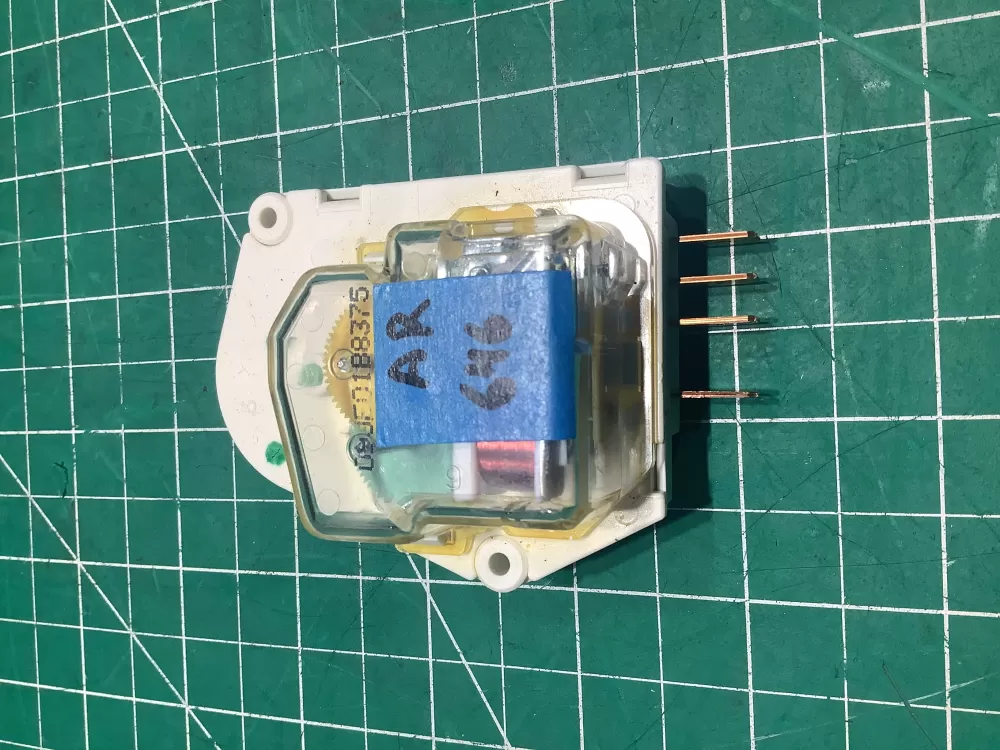 Whirlpool Kenmore W10822278 Refrigerator Defrost Timer AZ143207 | AR646