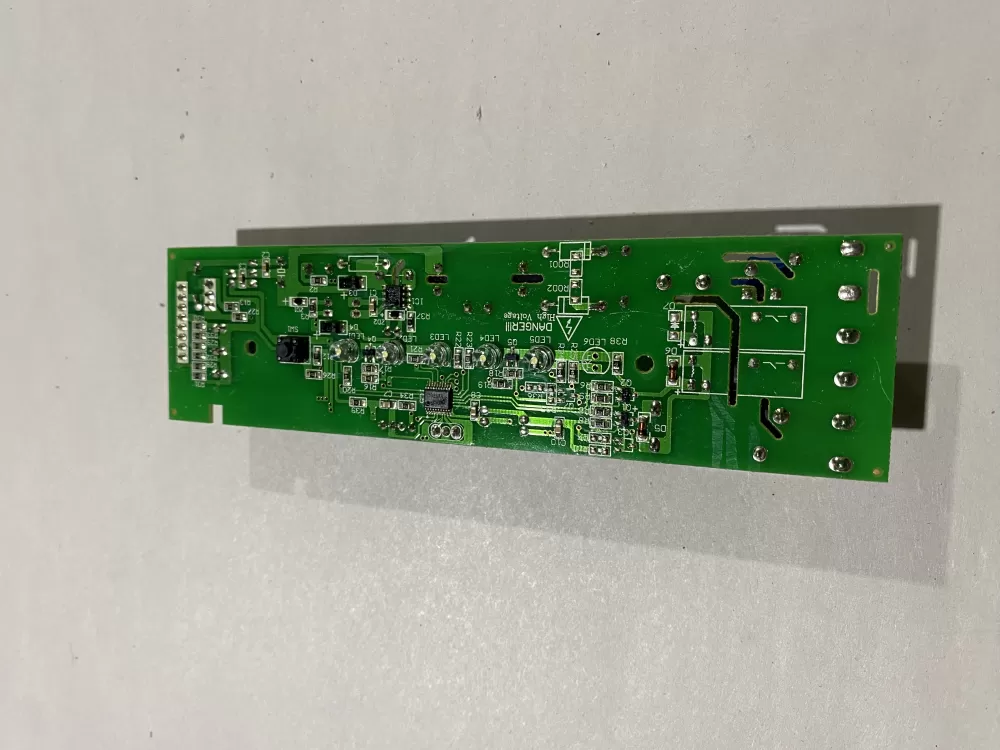 Frigidaire 5023010100AY HFHJ170322  Refrigerator Control Board AZ140821 | BK2366