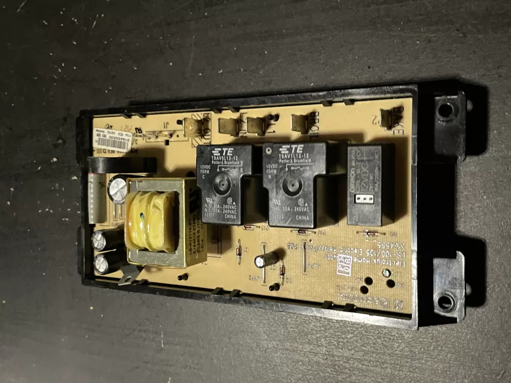 Frigidaire  Electrolux  Kenmore 316455500 PCB-0035 Oven Control Board