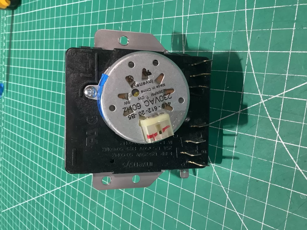 Whirlpool Amana Admiral Roper AP6016537 W10185972 Dryer Timer AZ187643 | AR132