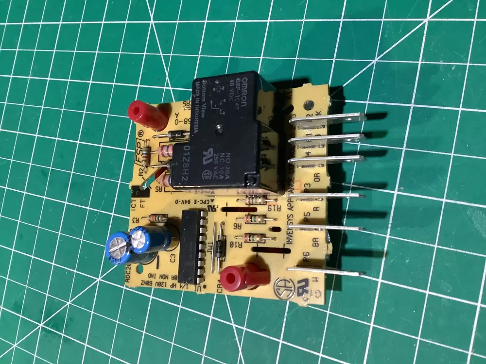 Whirlpool 4388932 2303824A Refrigerator Defrost Control Board  AZ130802 | NR2334