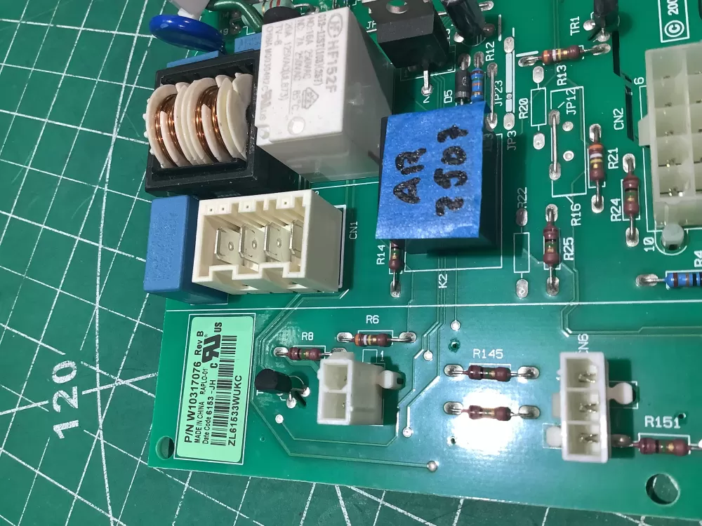 Whirlpool Kenmore W10205552 Refrigerator Control Board AZ185312 | AR2507
