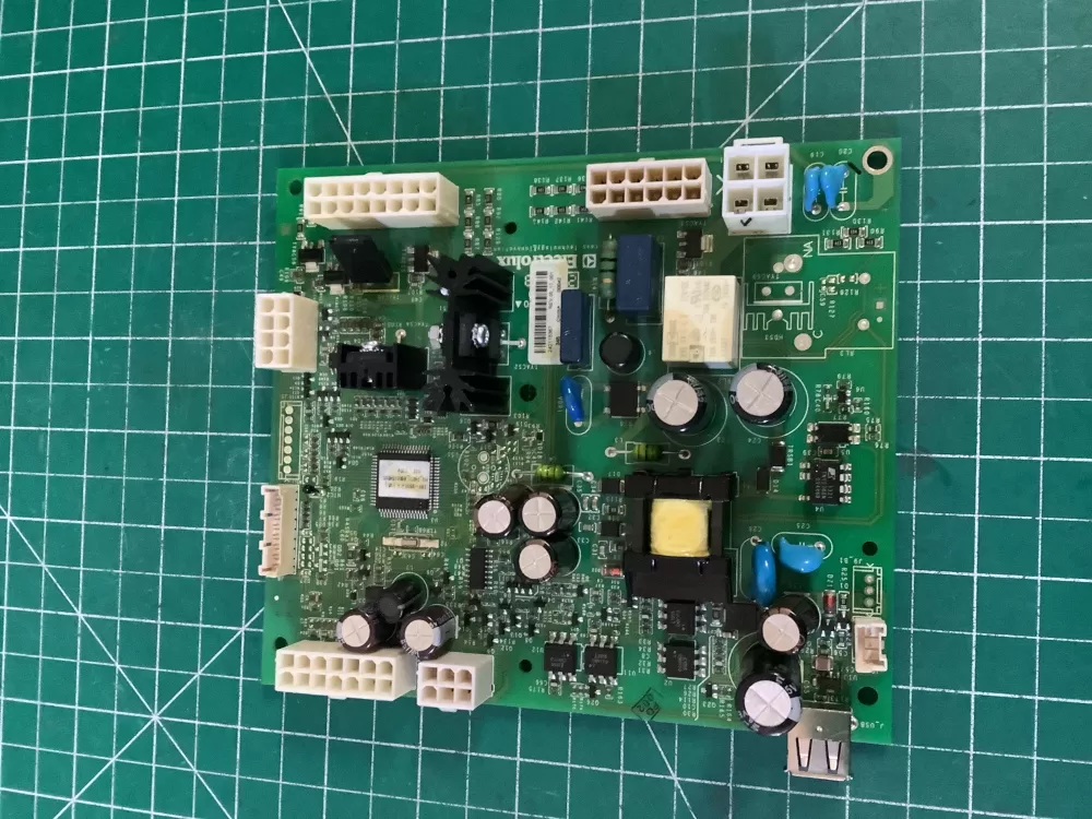 Frigidaire  Whirlpool 242115367 Refrigerator Control Board