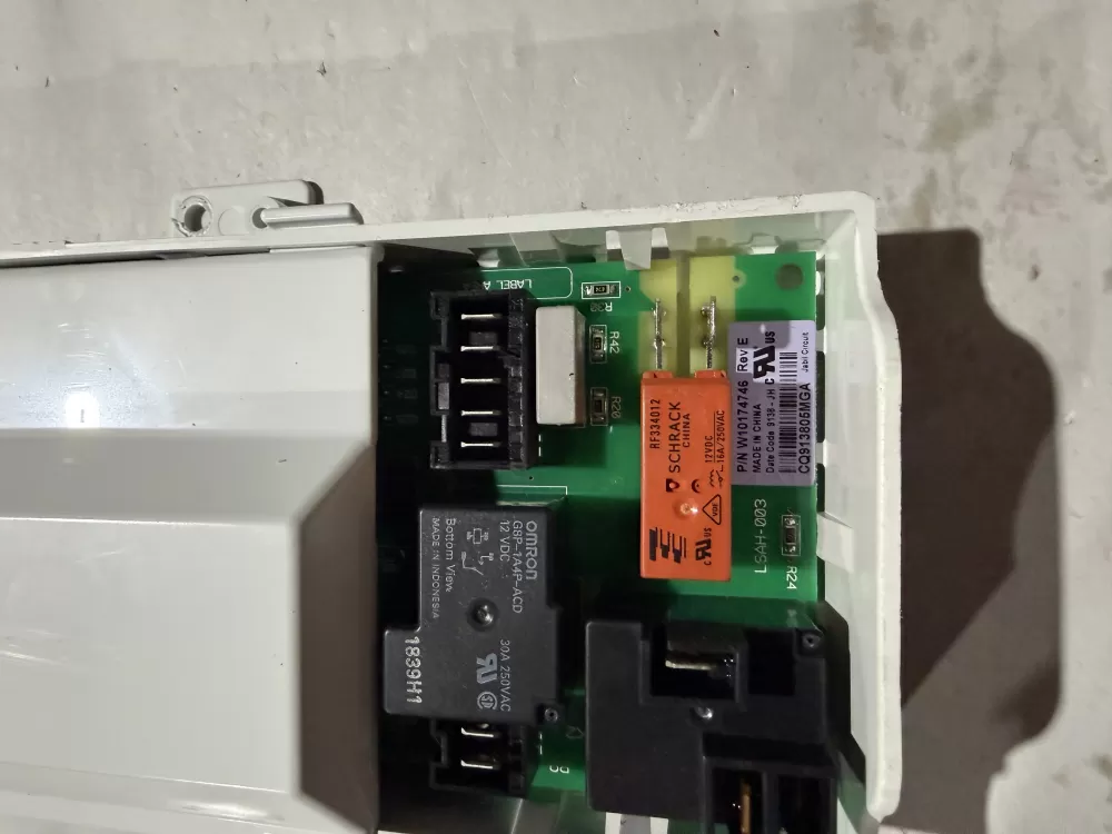 Whirlpool Maytag Kenmore W10182365 Dryer Control Board AZ215526 | KM2749