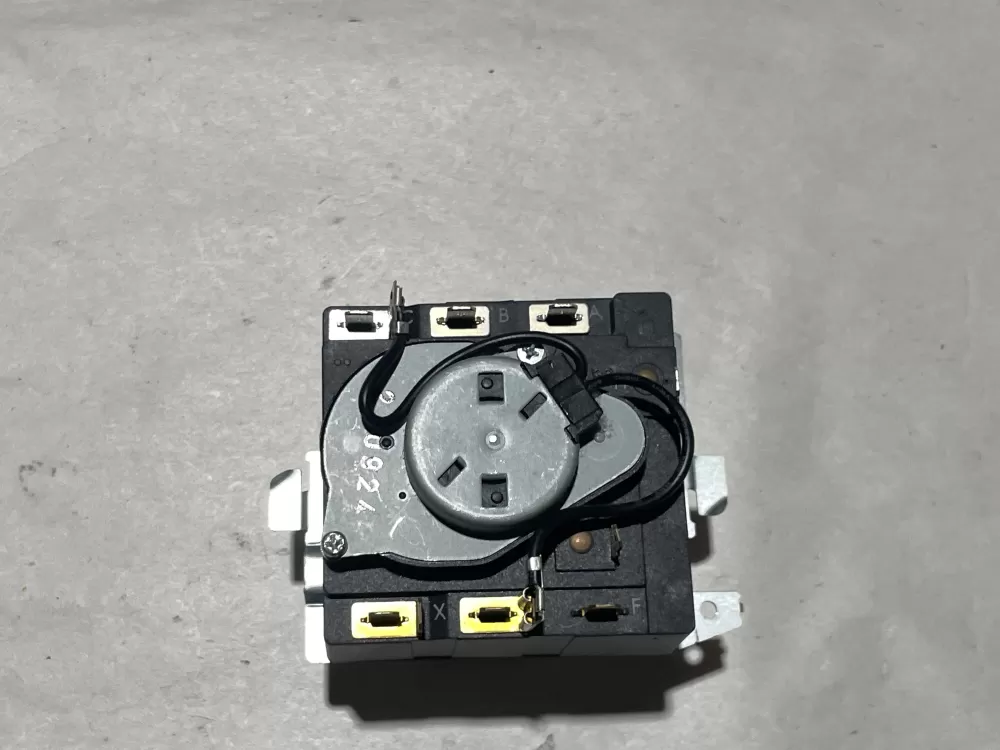GE WE04X24550 234D2377P004 TMD14M30 Dryer Timer AZ107853 | Wm694