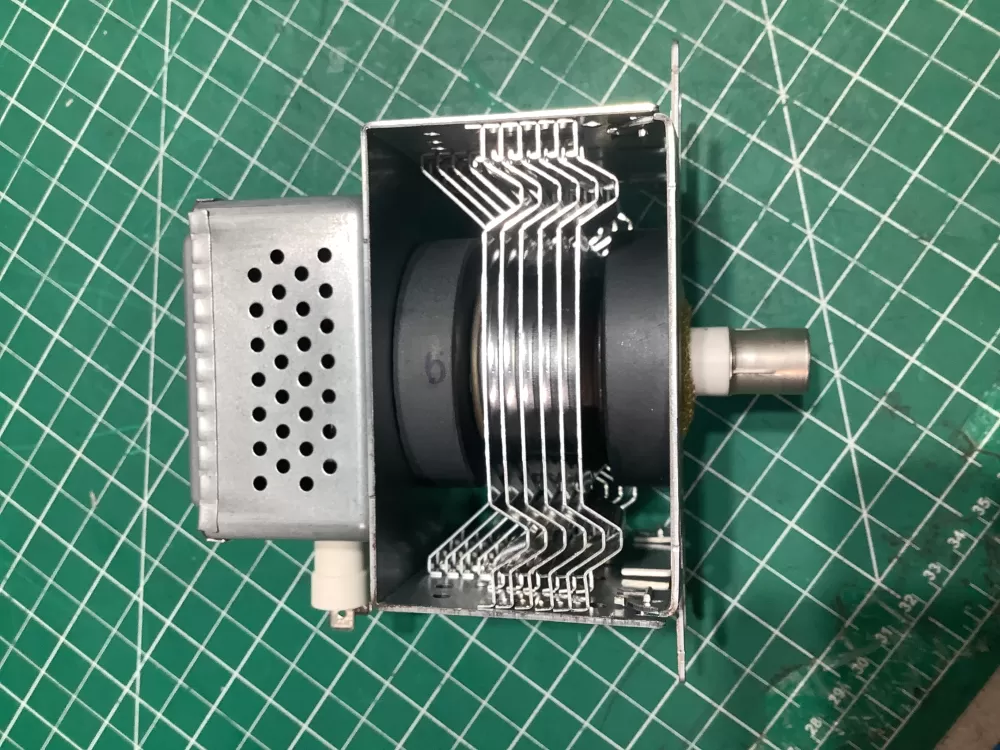 2M236-M1G Panasonic Microwave Magnetron AZ163279 | SL71