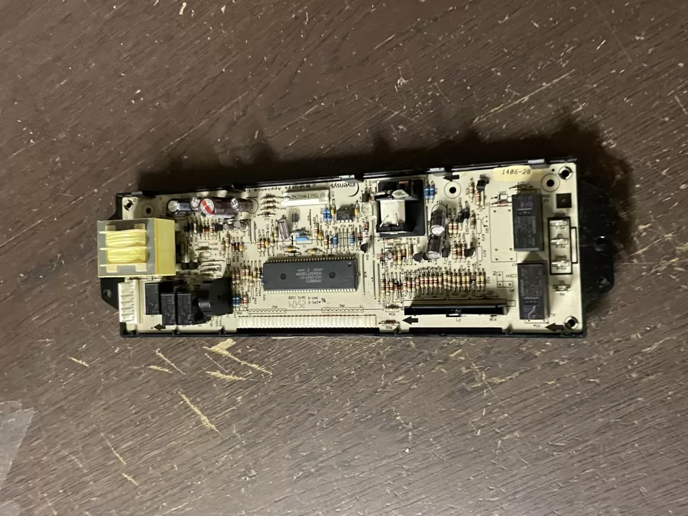 Whirlpool 100-01406-28 Range Control Board