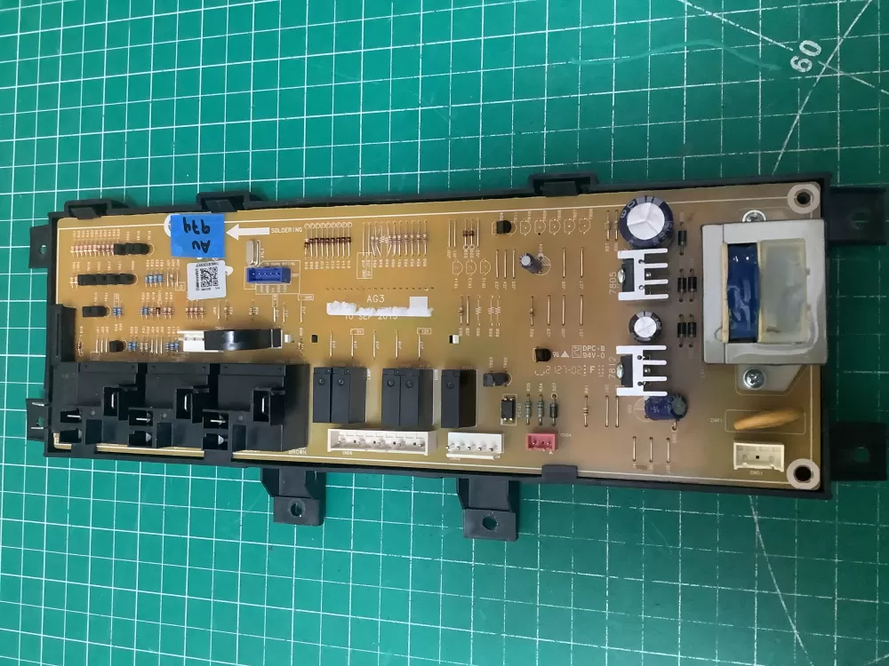 Samsung DE92 03045F Range Control Board AZ226646 | ARV979