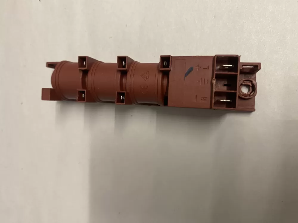 Magic Chef DST2010-502B Ignition Unit 110-240V 50/60HZ AZ224945 | BK1648
