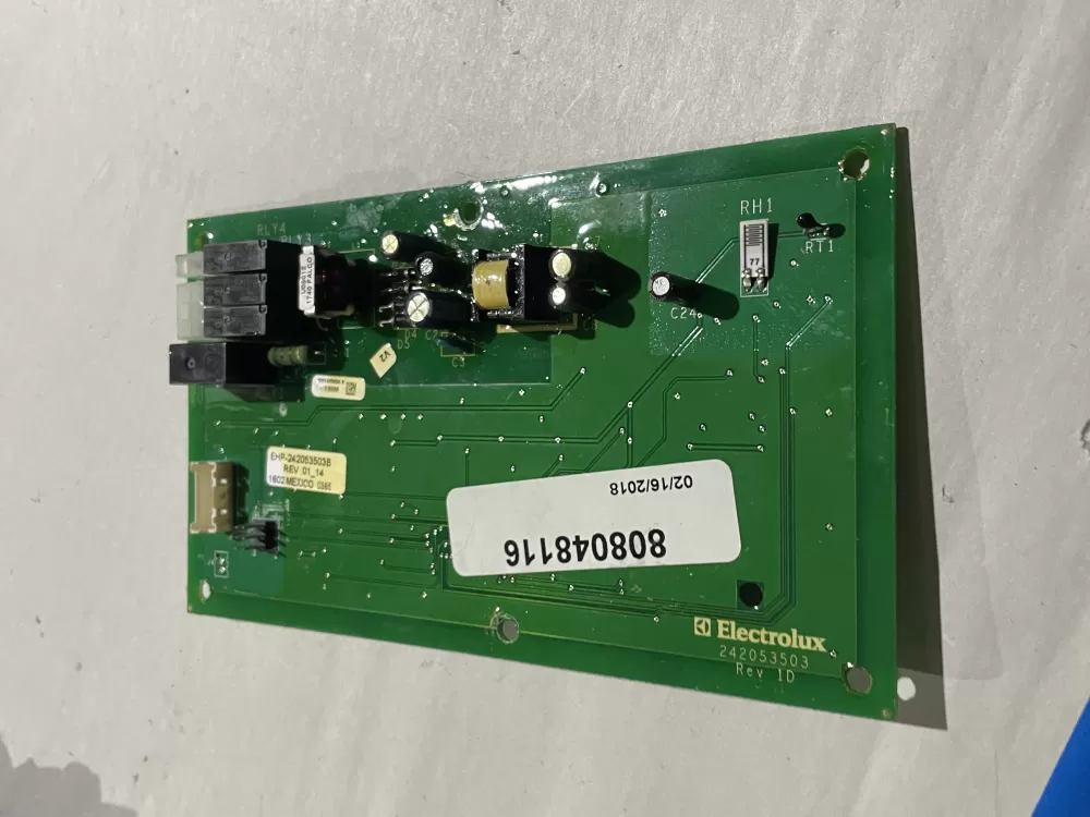 Frigidaire 24205303B Refrigerator Control Board
