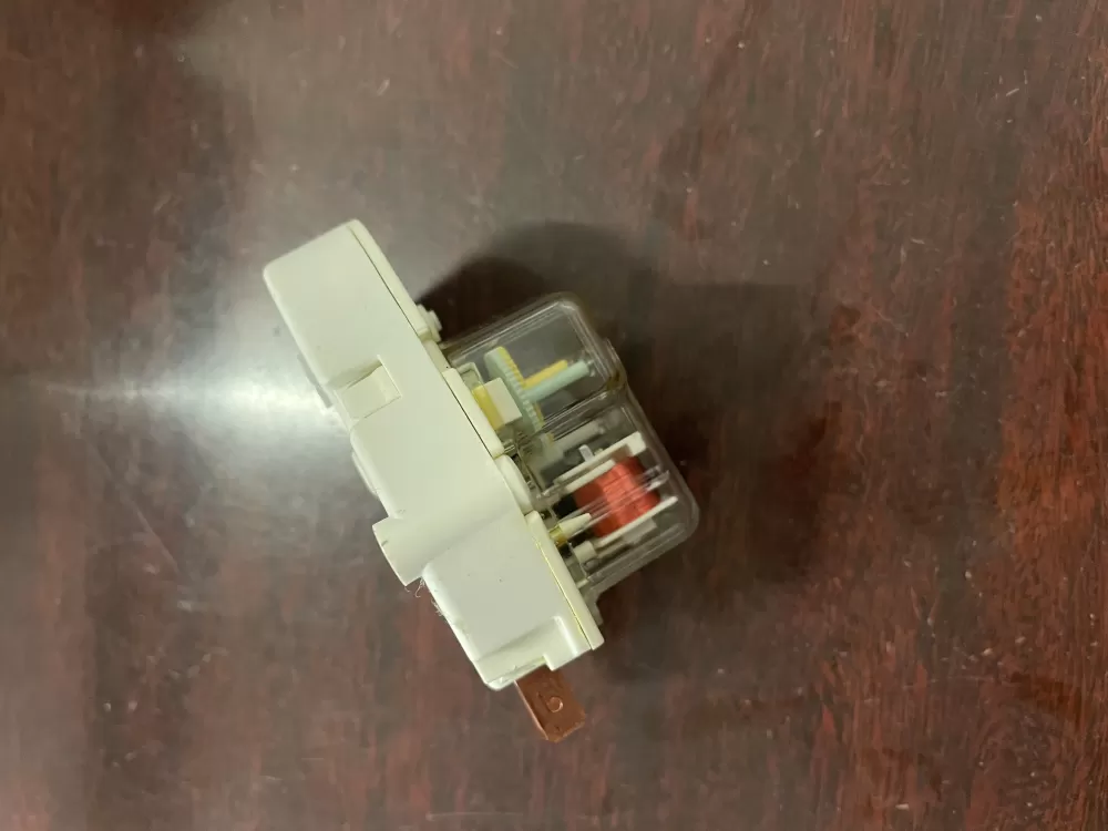 Frigidaire Kenmore AP2111929 12762 Refrigerator Defrost Timer AZ52716 | KM1935