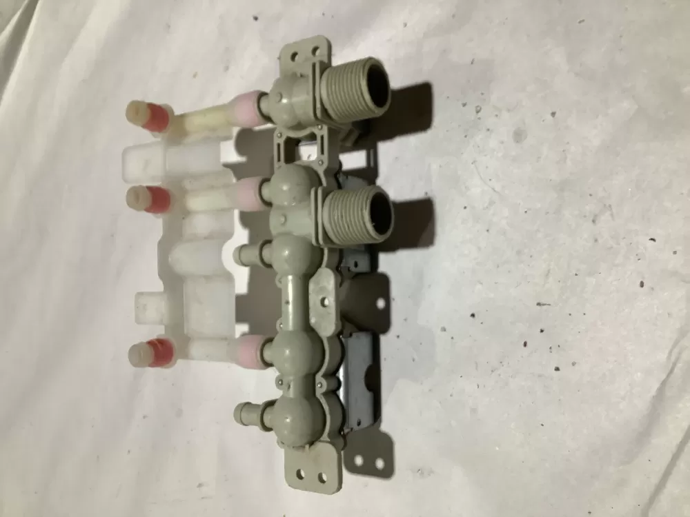 LG MGE61910301 Washer Water Valve