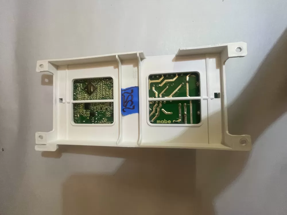 GE Hotpoint WCC101K Washer Control Board AZ191294 | KM2552