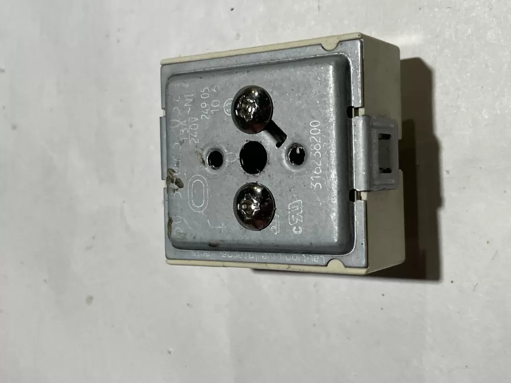 Crosley  Frigidaire  Kelvinator  Kenmore 316238200 316238201 Range Infinite Burner Control Switch