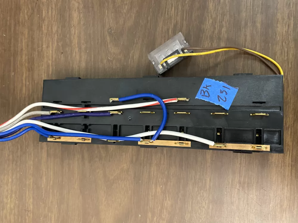 Whirlpool W10424366 Refrigerator Dispenser Control Board AZ30841 | BK251