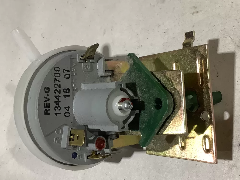 Frigidaire 134422700 Washer Crosley Pressure Switch Water Level AZ104614 | Sl62