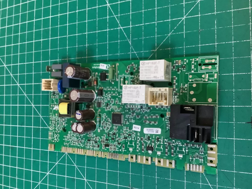 FRIGIDAIRE 916062741 5304513547 MAIN BOARD AZ217815 | NR1992