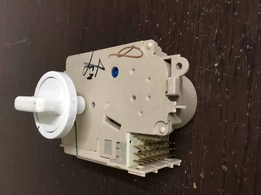 Frigidaire  GE  Kenmore 131758600B Washer Timer
