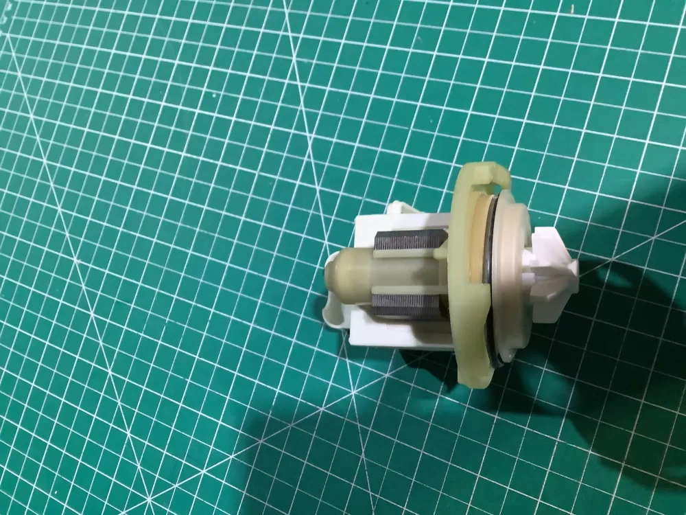 Bosch 9000077163 Dishwasher Drain Pump AZ143223 | SL168