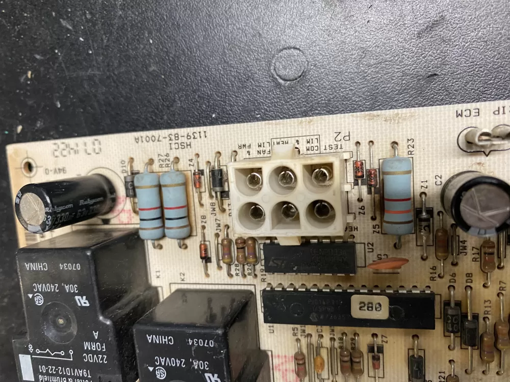 York Coleman 1139-700 1139-83-7002 Furnace Control Board AZ18052 | BK982