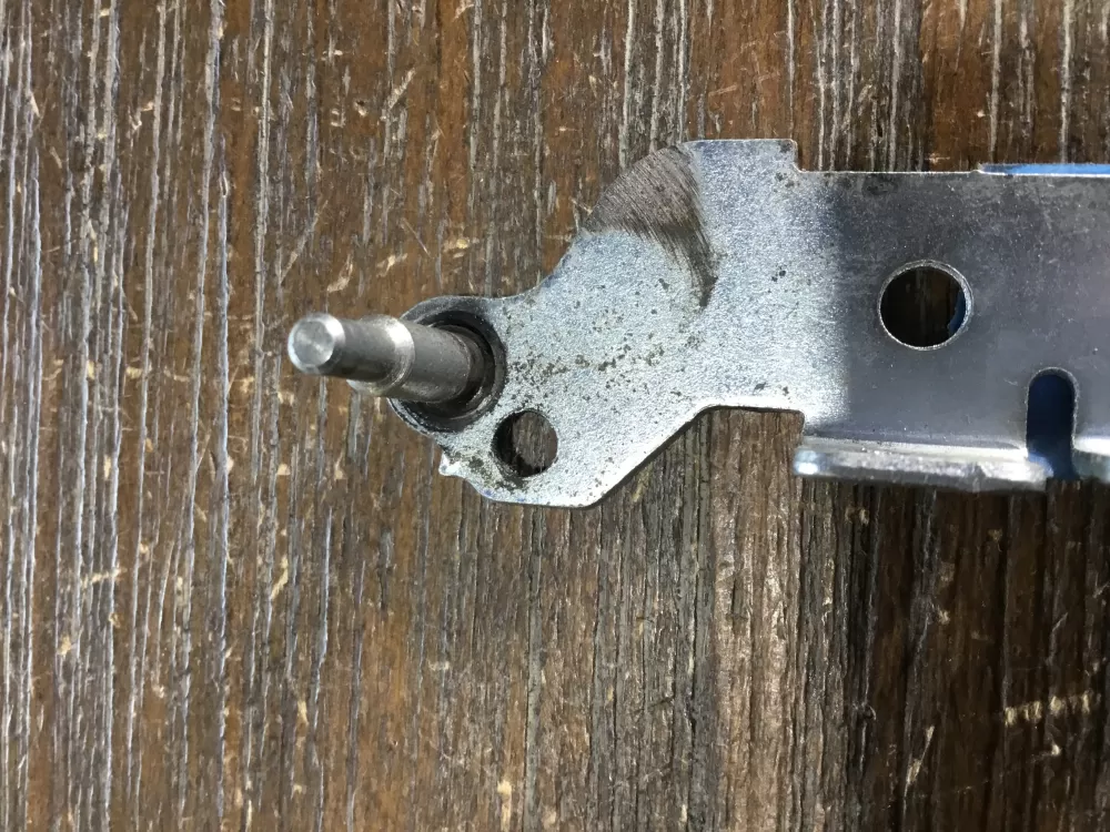 Whirlpool 4375324 Microwave Door Hinge  AZ55041 | NR1906