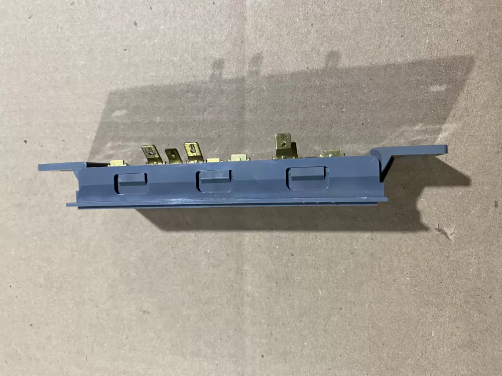 FRIGIDAIRE DISHWASHER PUSH BUTTON SWITCH 154368601 AZ64012 | BK2083