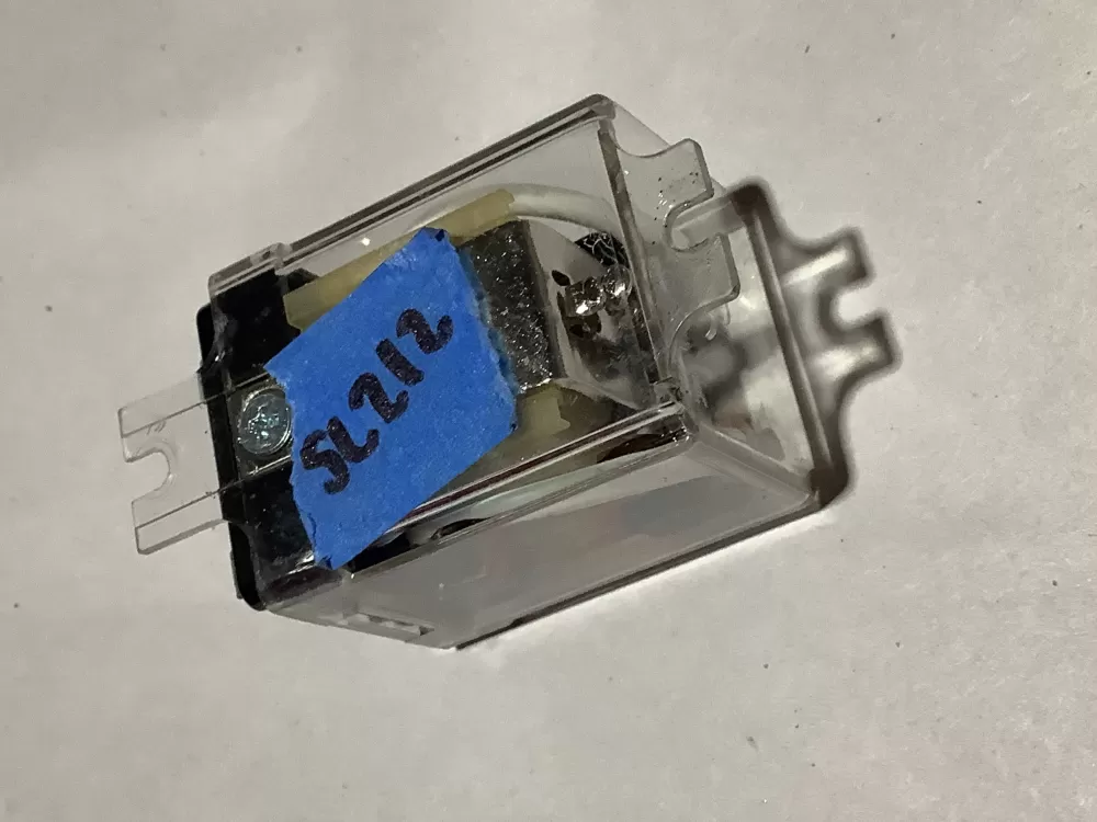 LG GE 735 2B C1 Relay AZ125204 | Sl212