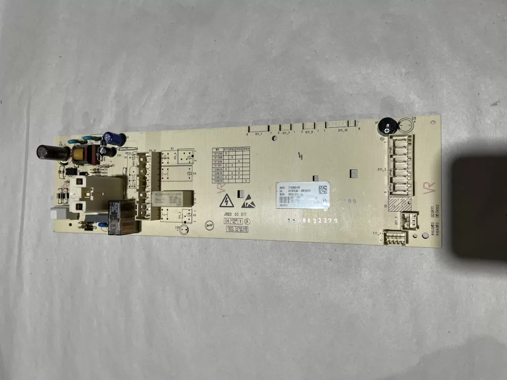 Bosch 9000375793 9000 375 793 E136856 Dryer Control Board