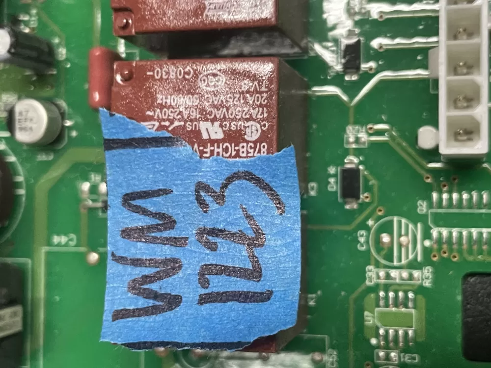 Whirlpool Maytag W10259855 W10156840 Refrigerator Control Board AZ22722 | WM1223