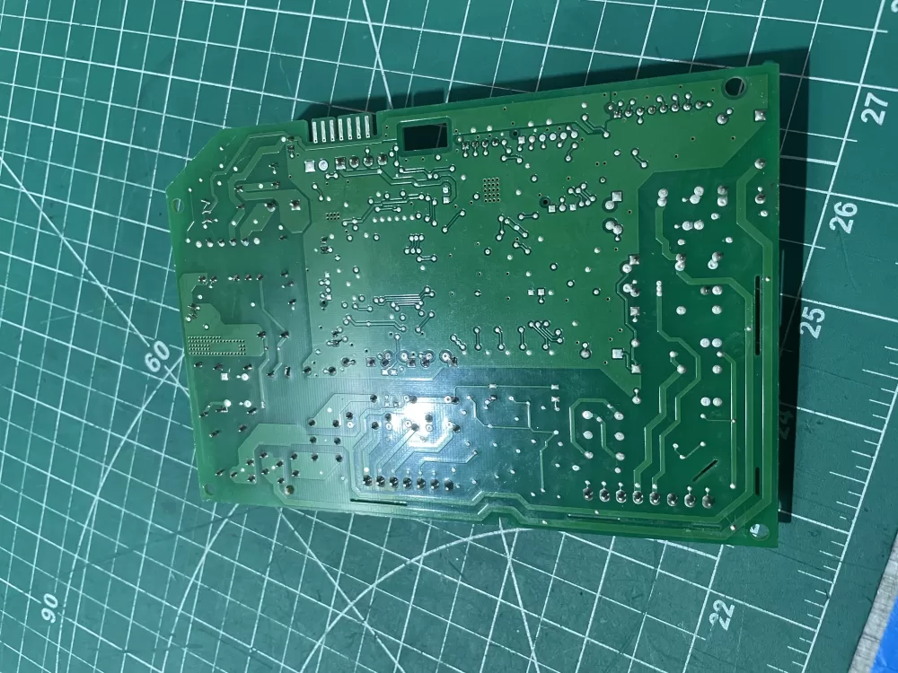 Whirlpool Maytag W10547719 Refrigerator Control Board AZ192608 | Wm378