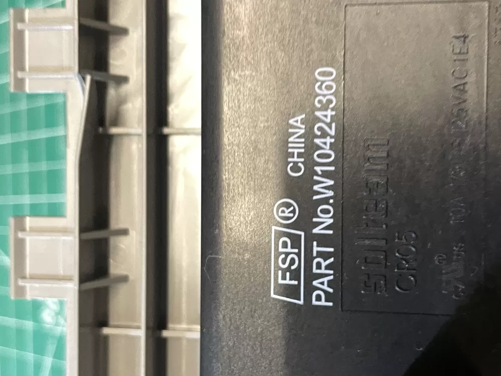 Whirlpool W10424360 Refrigerator Ice & Water Control Assembly AZ202346 | Wm2650